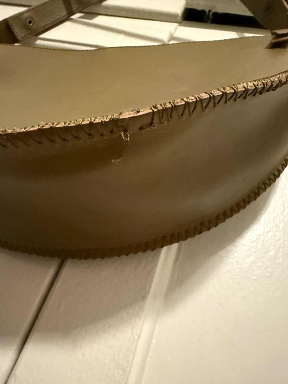 Lyon’s Leather Sage Biggie Bee Convertible Pouch-please read - Picture 6 of 13